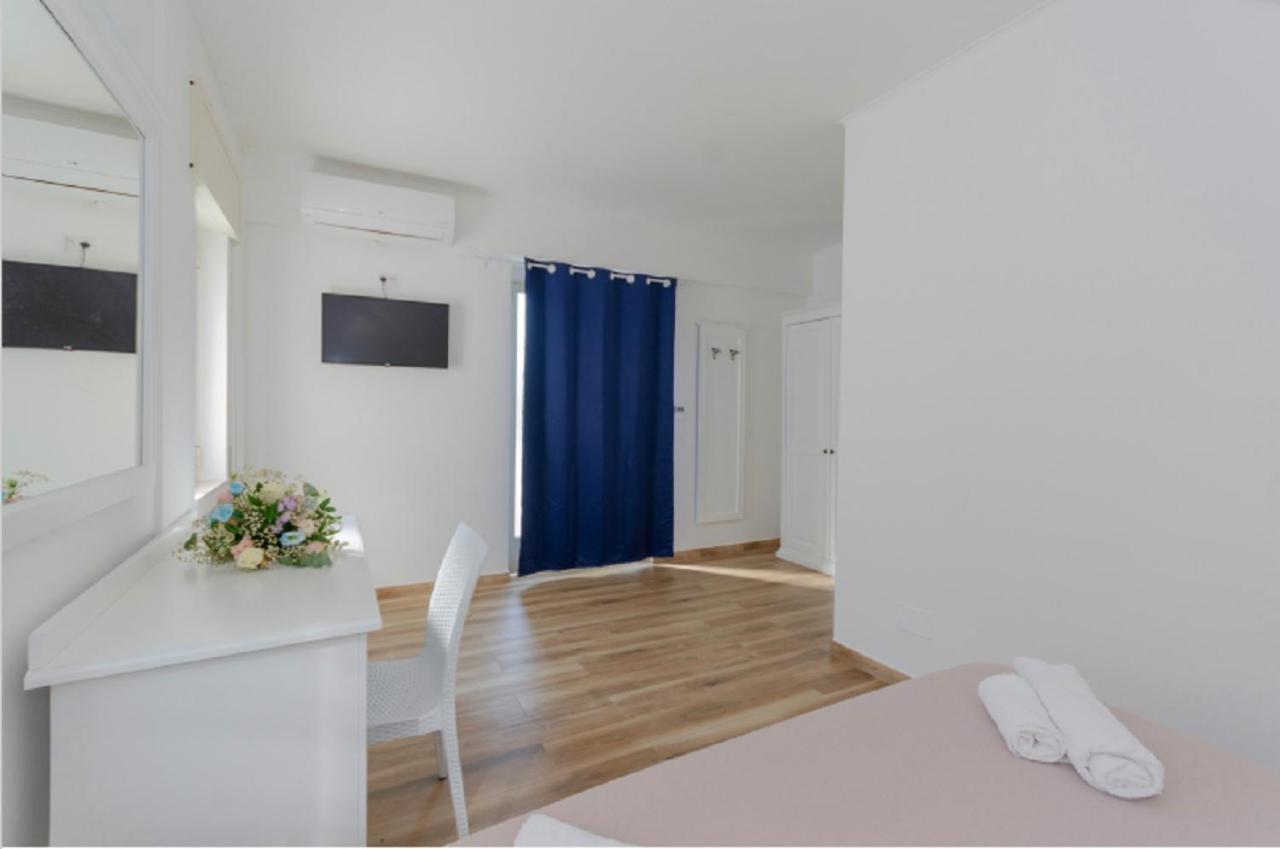 Hotel Il Melograno Матината Екстериор снимка