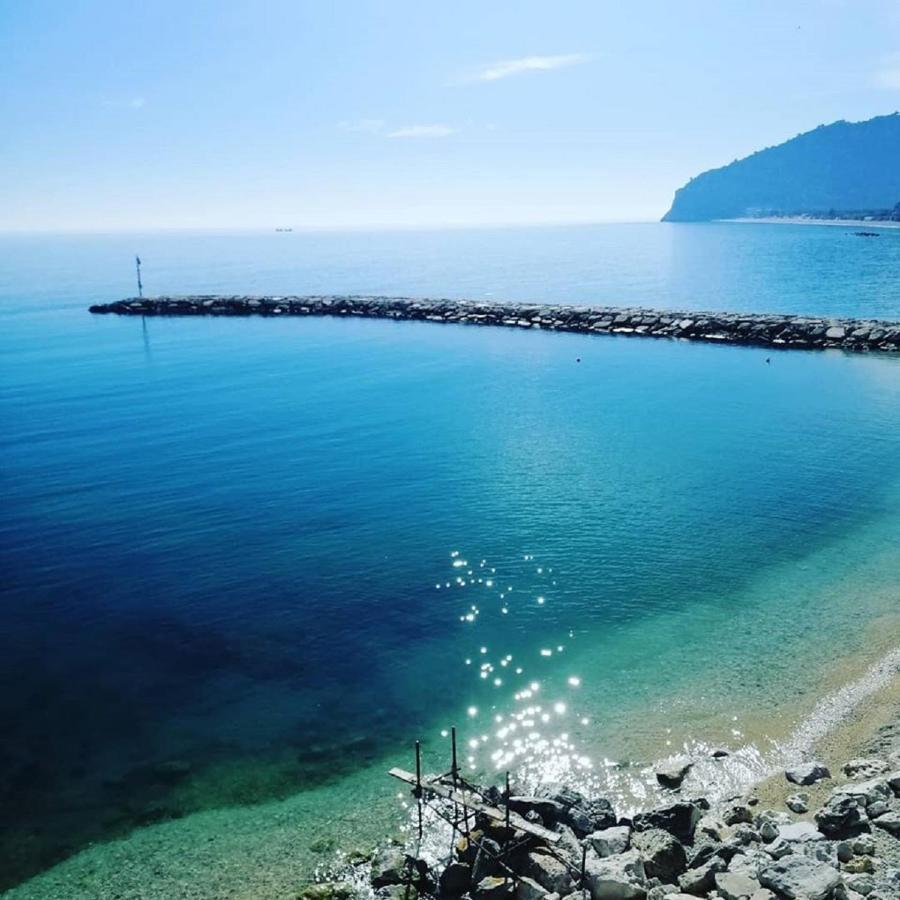 Hotel Il Melograno Матината Екстериор снимка
